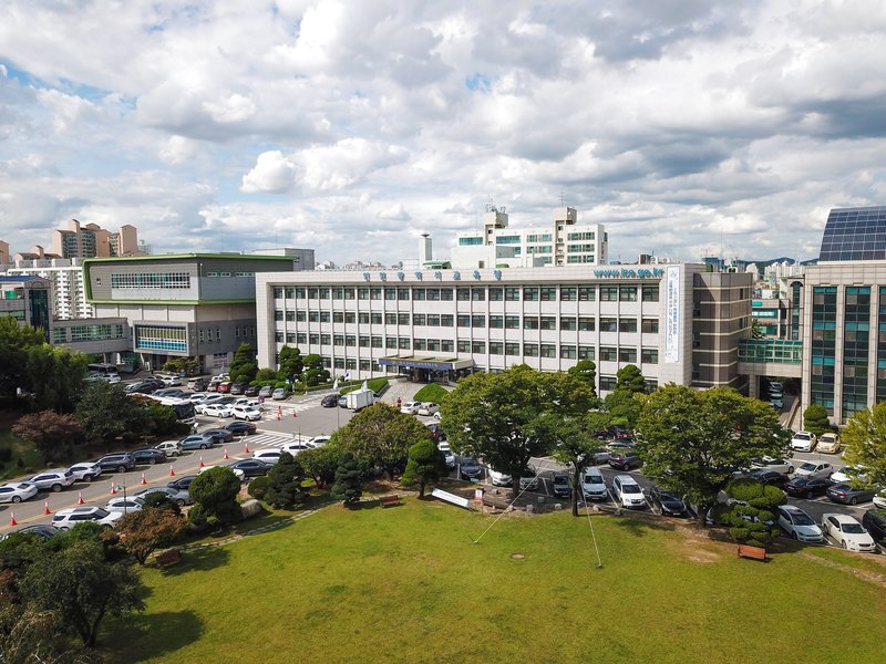 인천광역시교육청이 강화교육발전특구 관련 성과를 발표하고 있다.