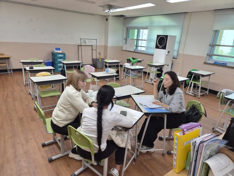 인천동부교육지원청이 연수중학교에서 진행한 이주배경학생 대상 진로진학컨설팅 현장. 인천시교육청 제공